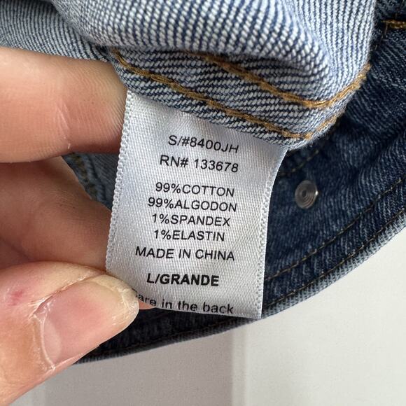 Love Tree Jacket Womens Large‎ Blue Denim Trucker Faded Button Up Jean - Picture 4 of 7